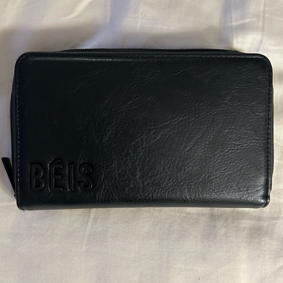 BEIS Bags Beis Passport Wallet Poshmark